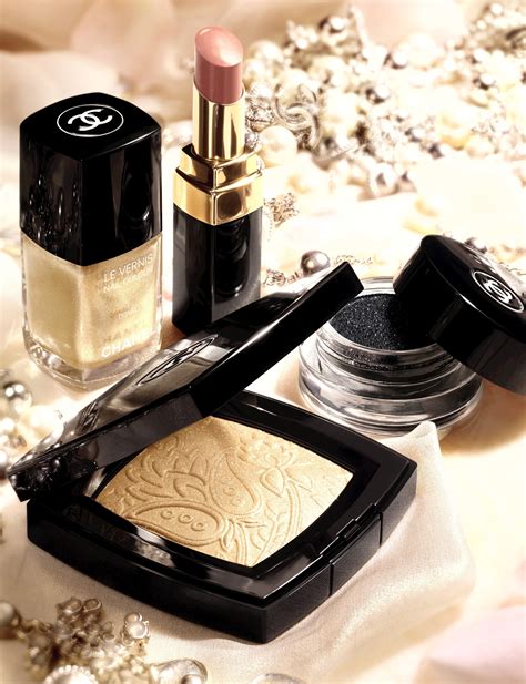 chanel maquillaje .